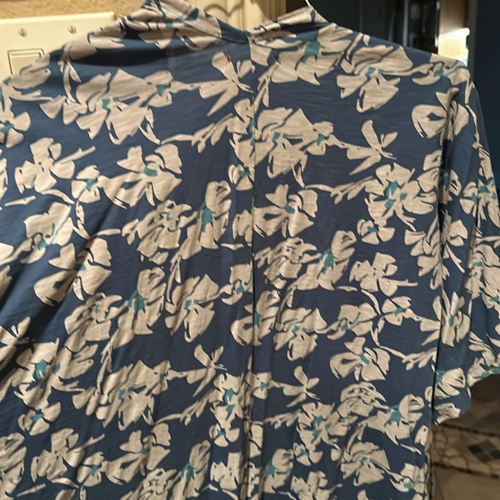 Short Kimono Style Robe - Picture 4 of 5